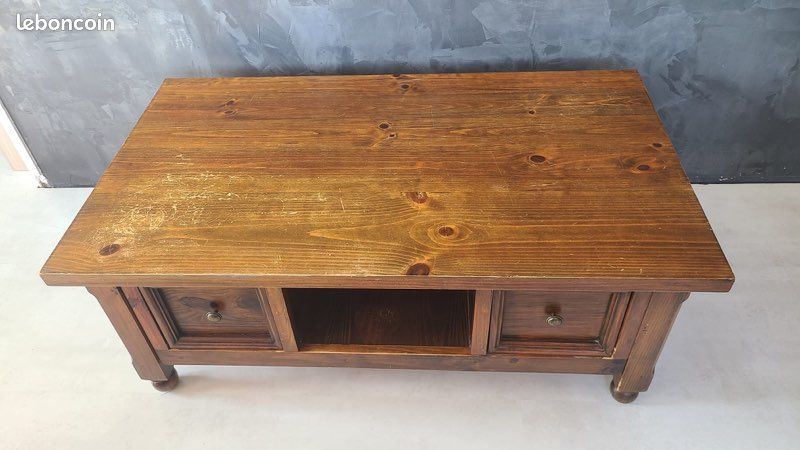 Table basse en bois massif (image 1)