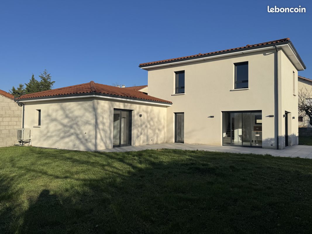 Maison 5 pièces 117 m² · à Ternay · 117 m² · 1 970 €