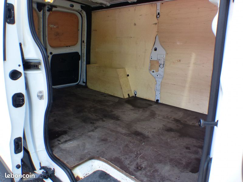 Renault TRAFIC III FG L2H1 1200 1.6 DCI 95CH CONFORT EURO6 (image 11)