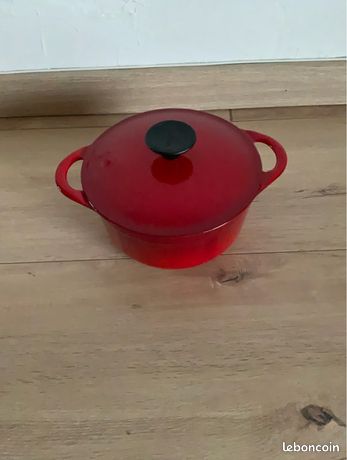 Cocotte fonte Cousances LeCreuset Ronde 24 Cm Bon état Made