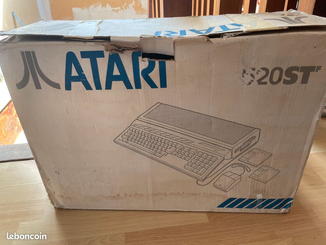Atari 520 STf (image 1)