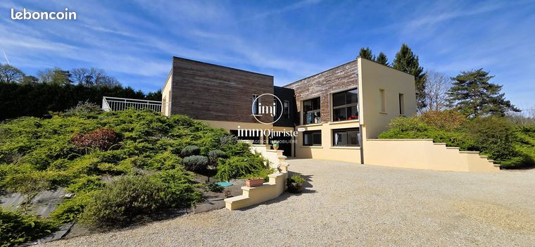 Maison 6 pièces 166 m²
