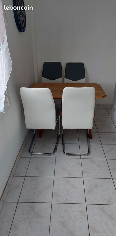 Vend chaise de salon (image 1)