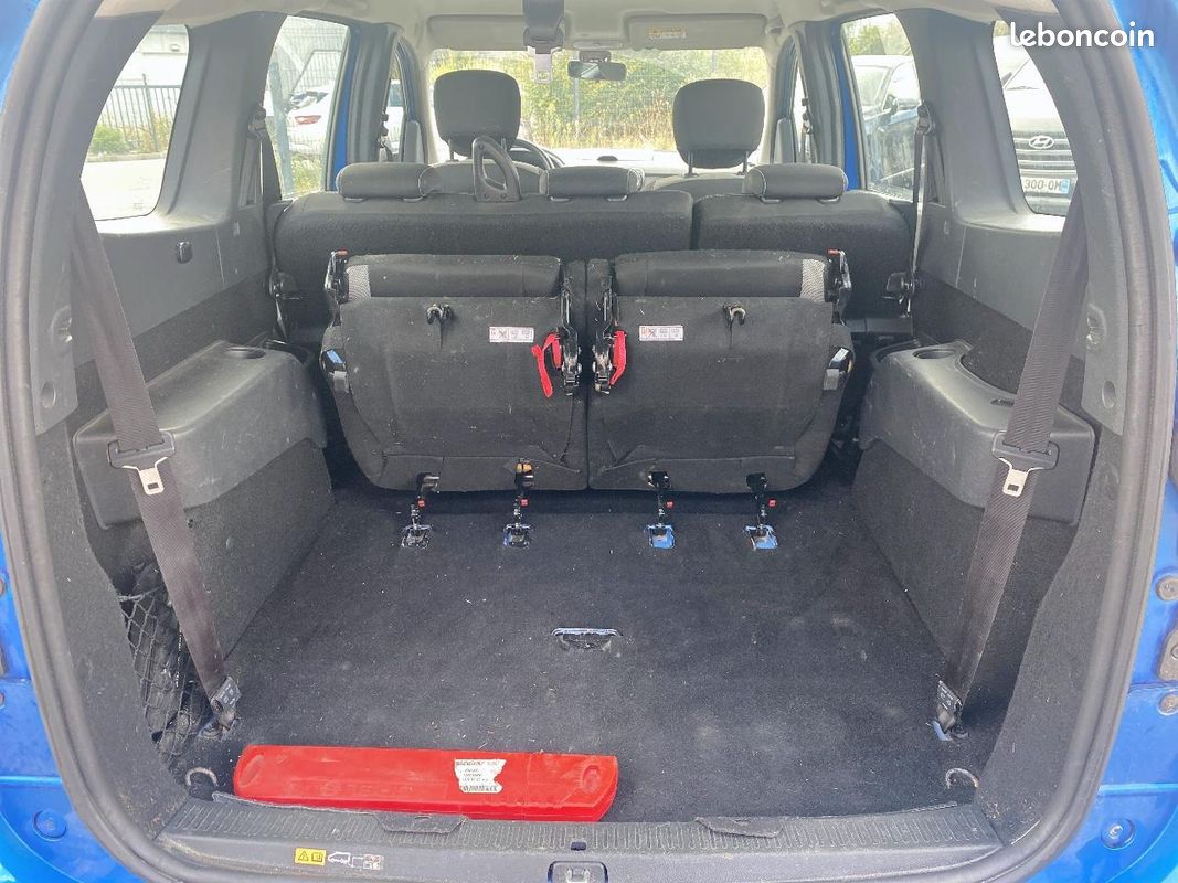 DACIA LODGY 1.5 blue dci 115 stepway 7pl (image 17)