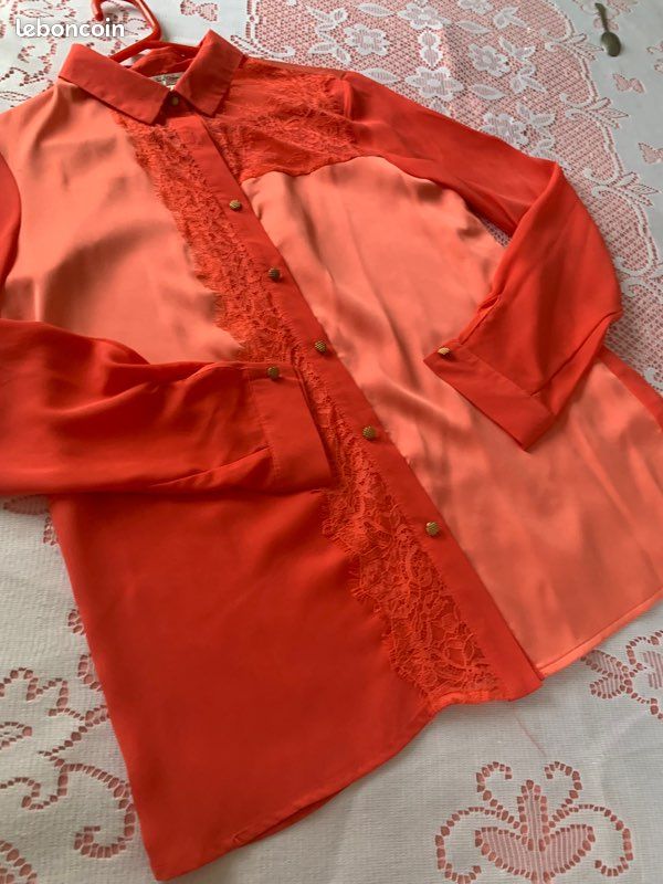Chemisier neuf T38 polyester et dentelle Jus d’orange neuf jamais porté 38 (image 1)