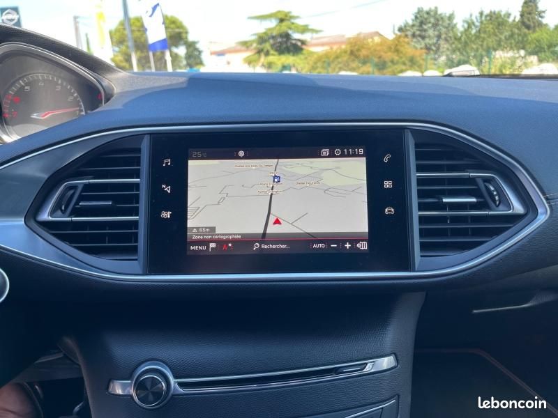Peugeot 308 1.2 PureTech 130ch E6.3 S&S GT Line (image 12)