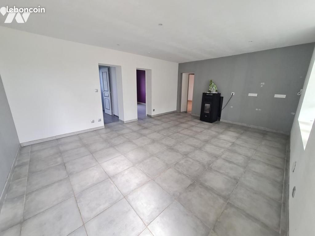 Maison 4 pièces 120 m² · à Naveil · 120 m² · 110 000 €
