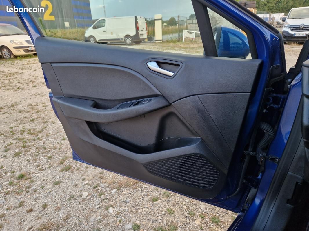 Renault Clio V TCe 90 - 21N Business (image 16)