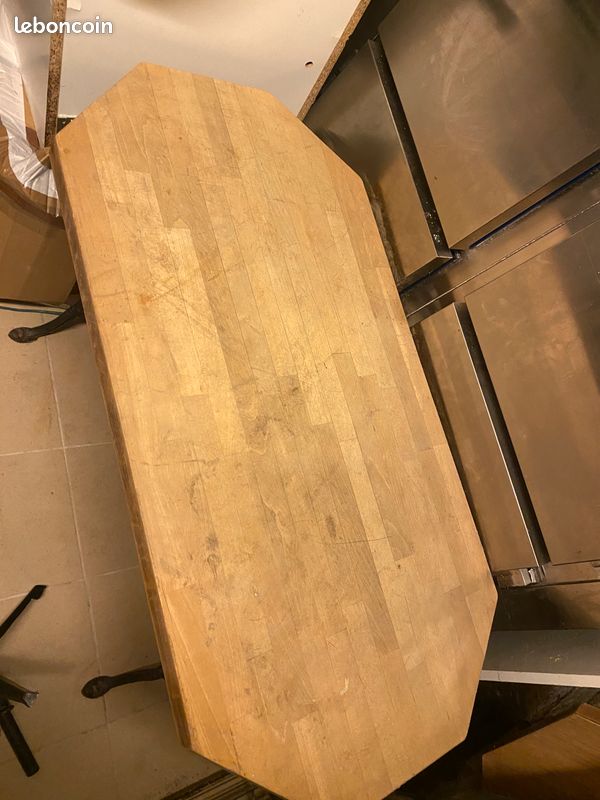 Tables bistrot bois plein et fonte (image 1)
