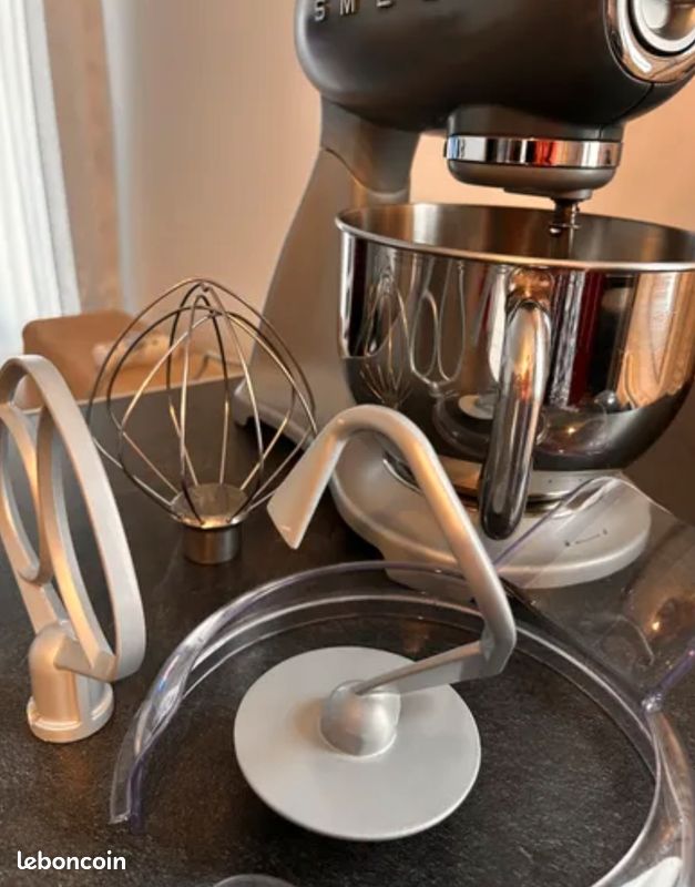 Smeg (image 1)