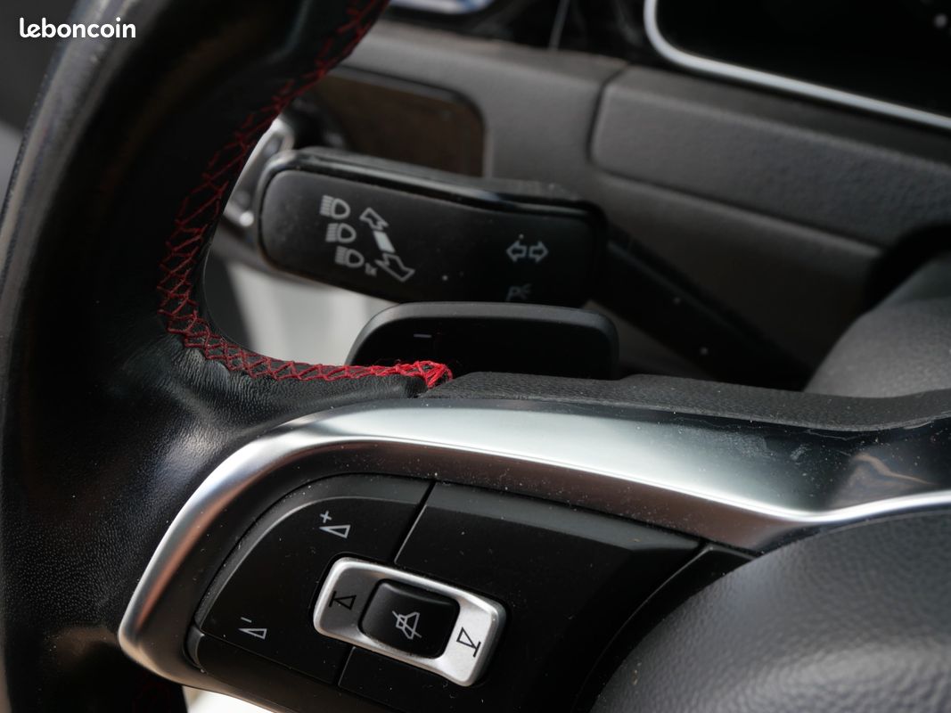 VOLKSWAGEN GOLF (7) 2.0 TSI 245 DSG7 GTI Performance (image 22)