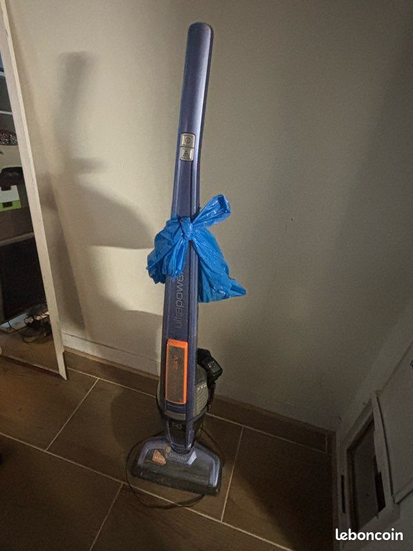Aspirateur sans fil (image 1)