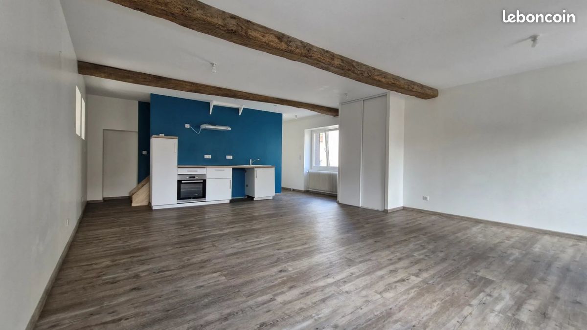 Appartement 4 pièces 82 m² · à Montmerle-sur-Saône · 82 m² · 200 000 €