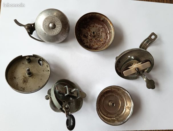 Sonnette pour bicyclette d'occasion - Vélos