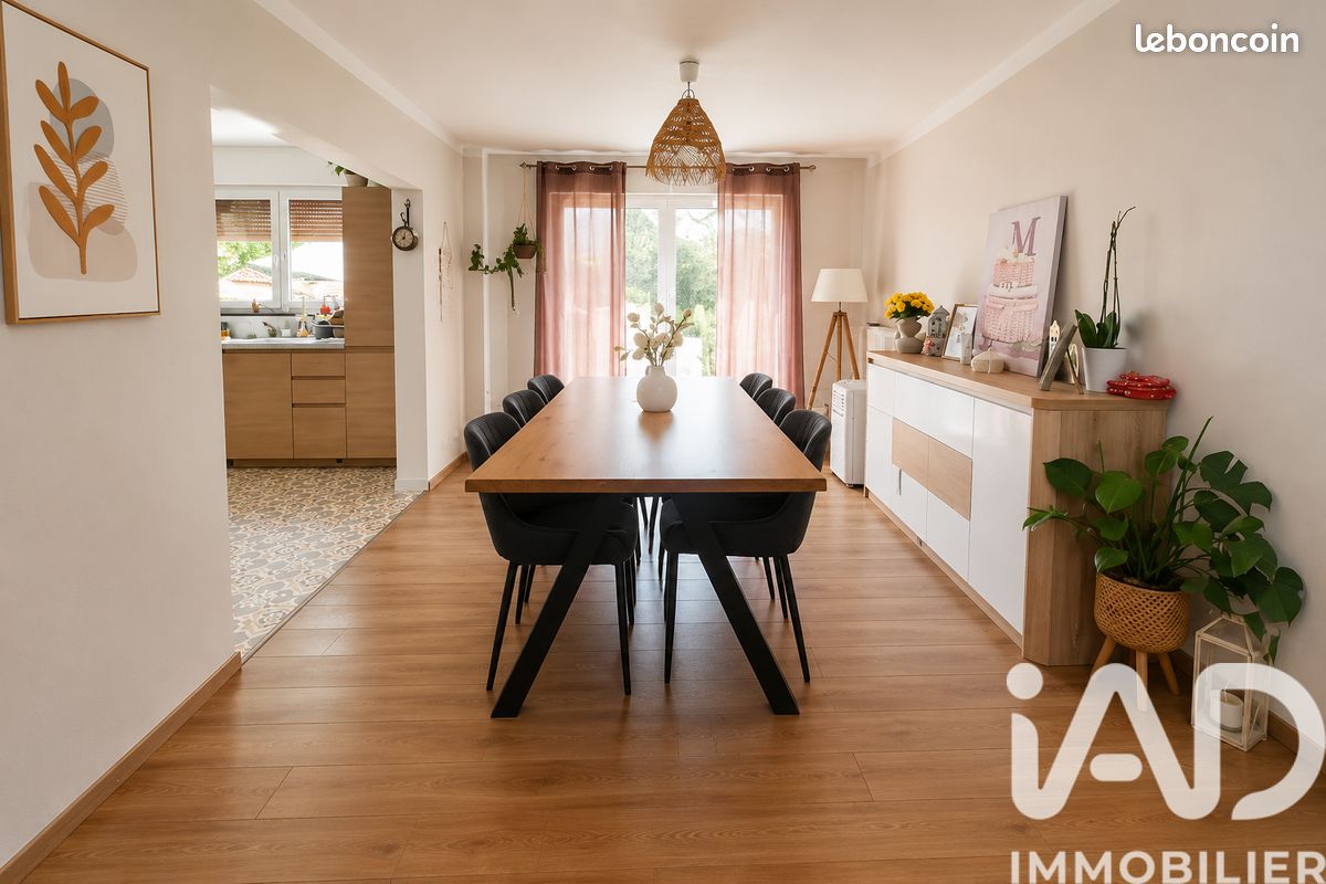Maison 6 pièces 116 m² · à Eckbolsheim · 116 m² · 548 000 €