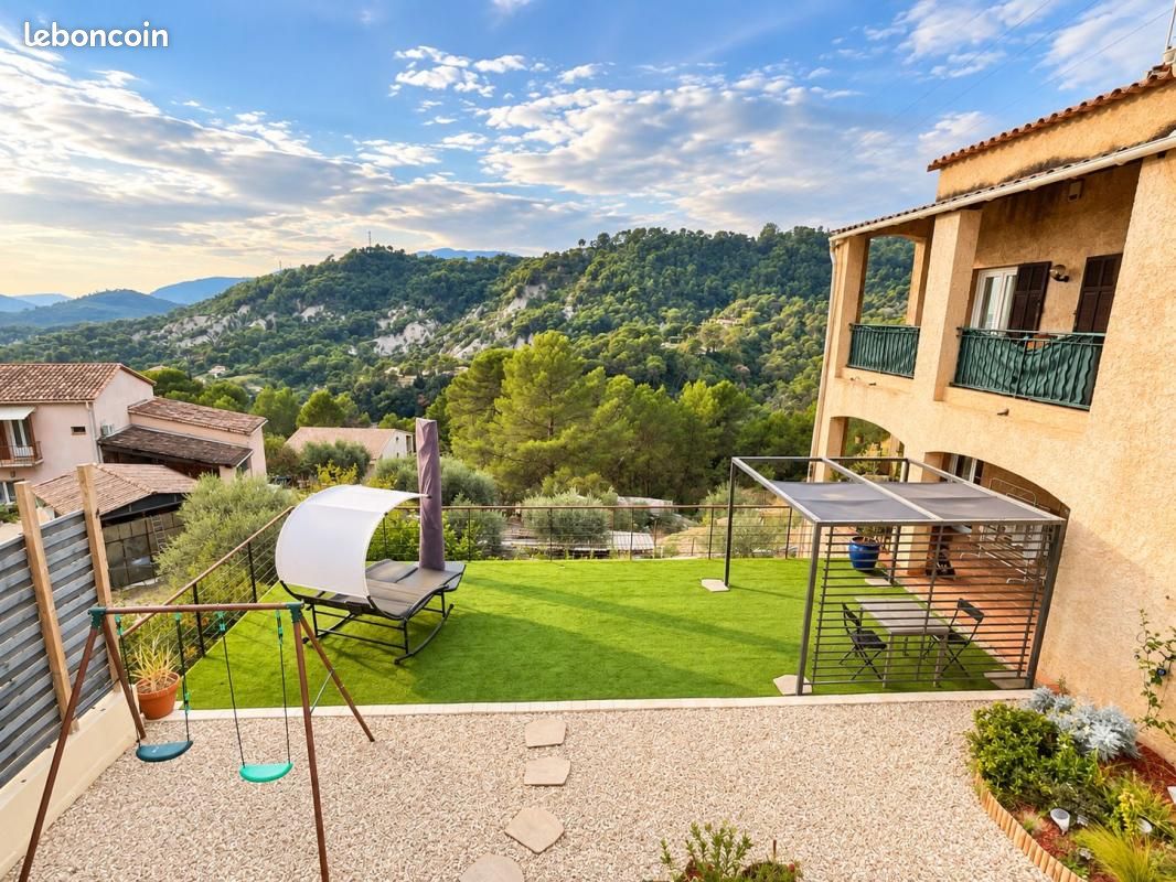 Appartement 3 pièces 134 m² · à L'Escarène · 134 m² · 449 000 €