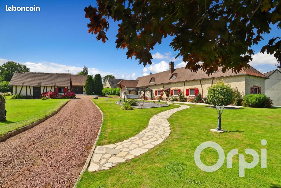 Maison 6 pièces 145 m² · à Forges-les-Eaux · 145 m² · 275 000 €