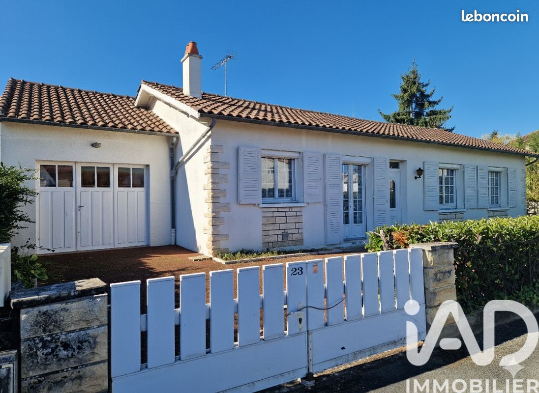 Maison 5 pièces 117 m² · à Poitiers · 117 m² · 210 000 €