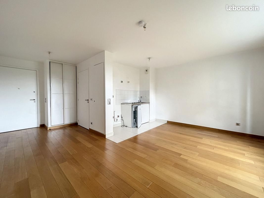 Appartement 1 pièce 32 m² · à Paris · 32 m² · 917 €