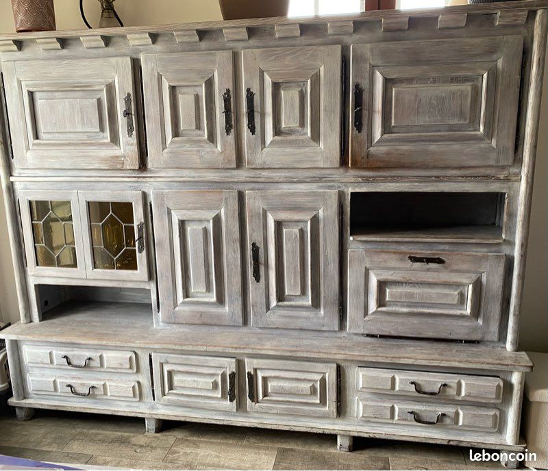 Meuble ancien style basque (image 1)