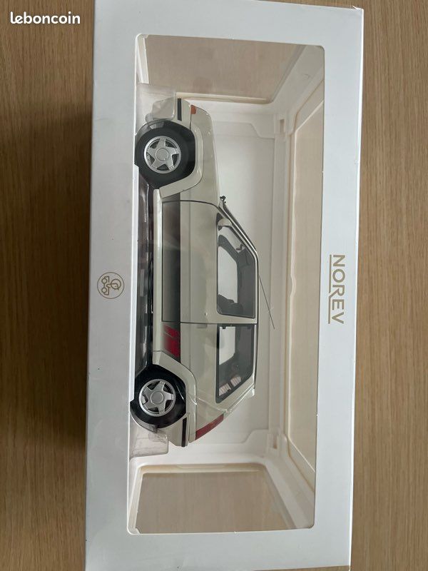 Renault 5 Gt turbo 1/18 Norev (image 4)