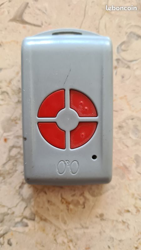 3 TELECOMMANDES O ET O 10 Piece (image 1)