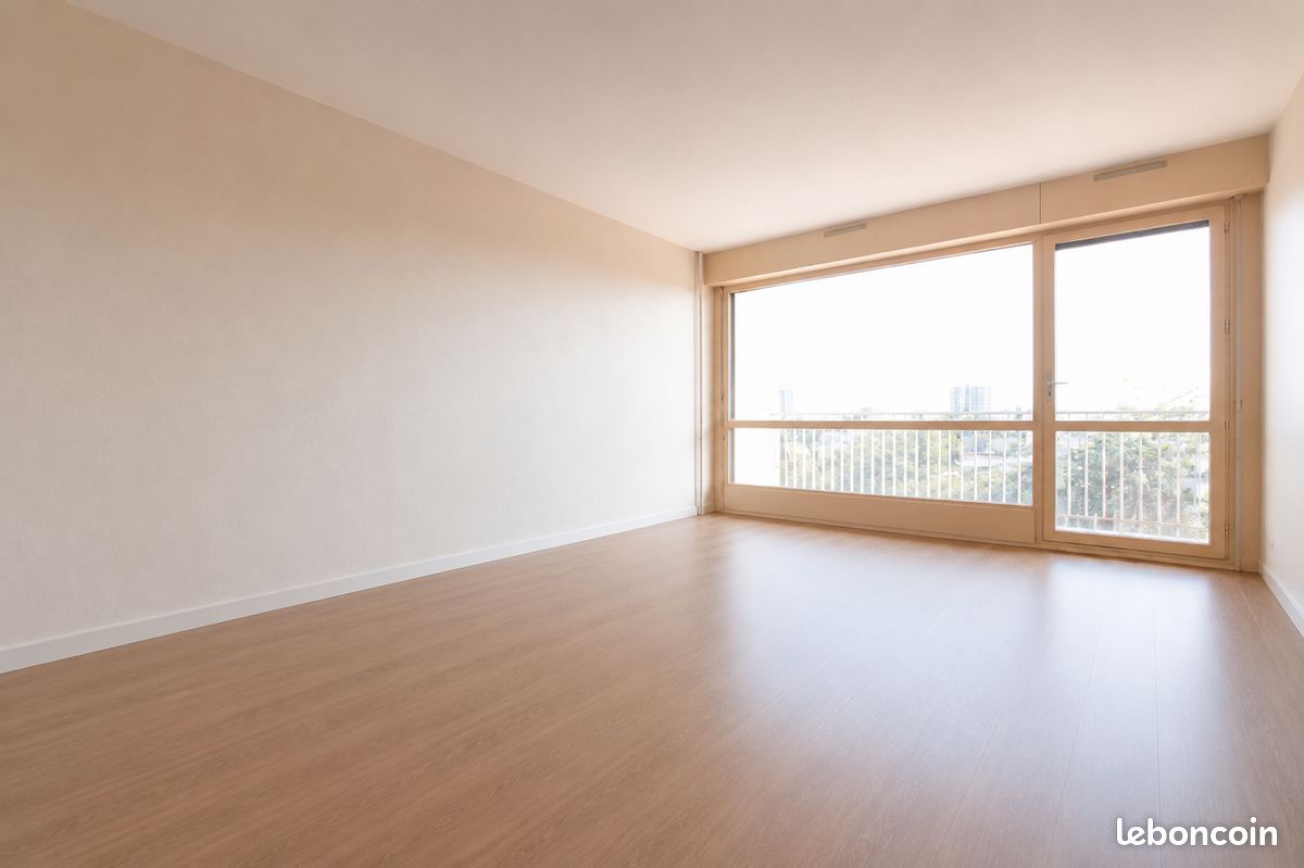 Appartement 4 pièces 107 m² · à Angers · 107 m² · 1 030 €