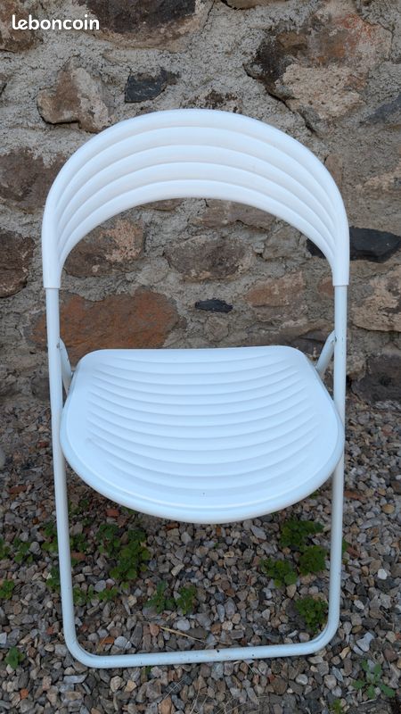 Paire de chaises de jardin pliantes vintage rétro 1970 - Style Space Age / Design Italien – plastique bon état (image 2)