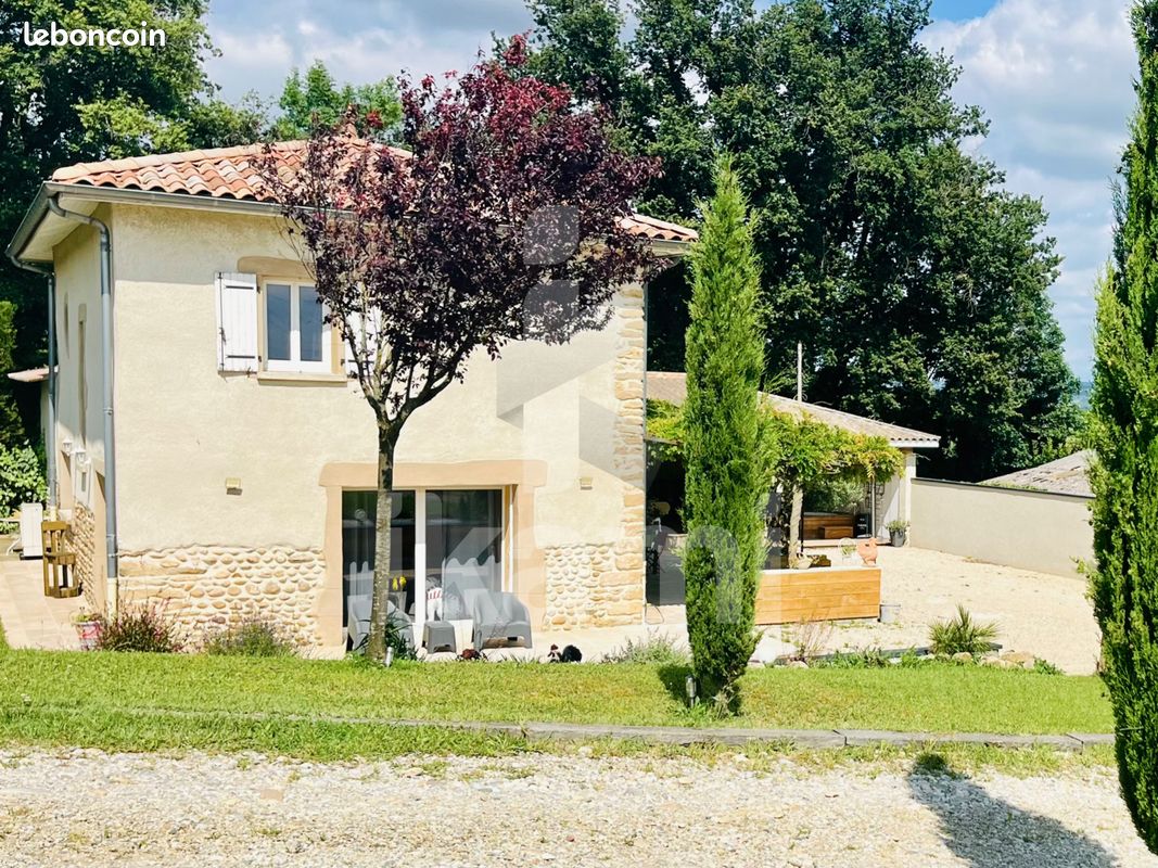 Maison 7 pièces 152 m² · à Châteauneuf-de-Galaure · 152 m² · 428 000 €