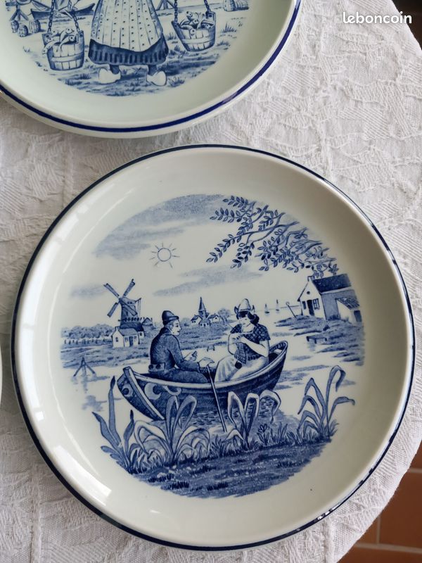 Assiettes à Pain " décor de Delft " par Boch lot de 4 (image 8)