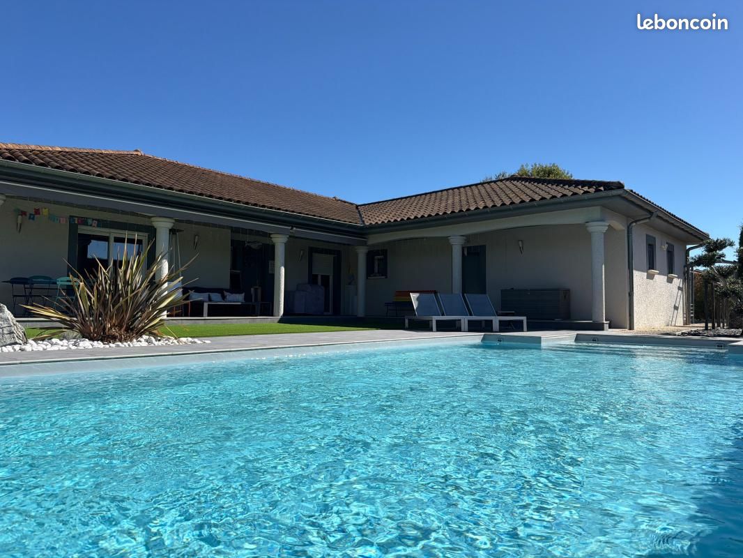 Maison 5 pièces 156 m² · à Villemoirieu · 156 m² · 585 000 €