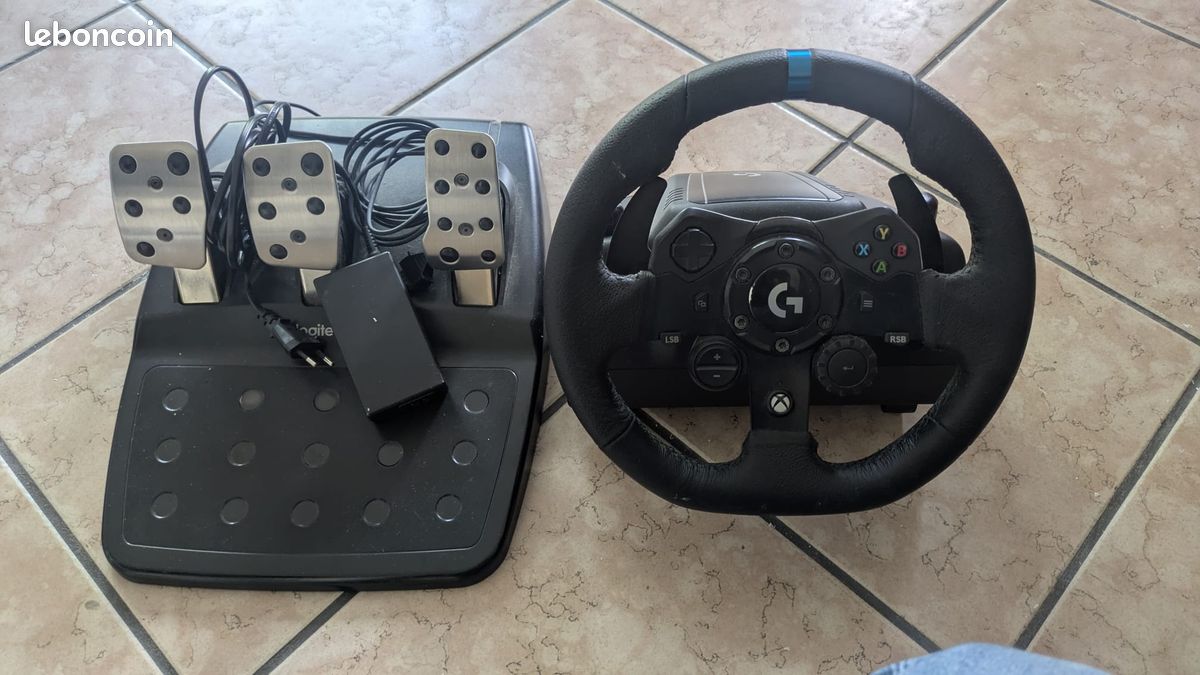 Volant Logitech G923 pour Xbox (image 1)