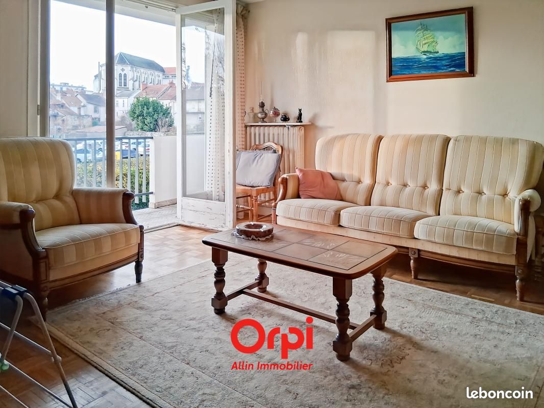 Appartement 4 pièces 70 m² · à Montluçon · 70 m² · 50 000 €