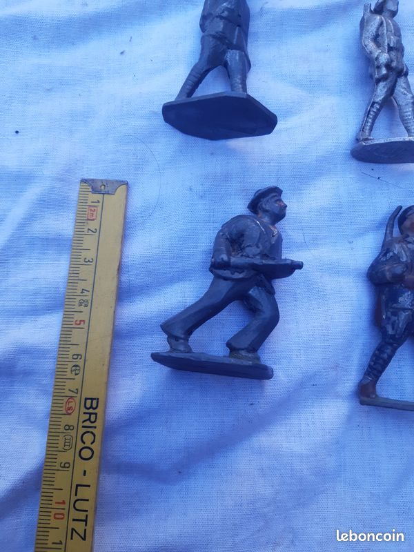 Lot B / 8 Soldats Quiralu de divers Bataillons des années 50 - Collection