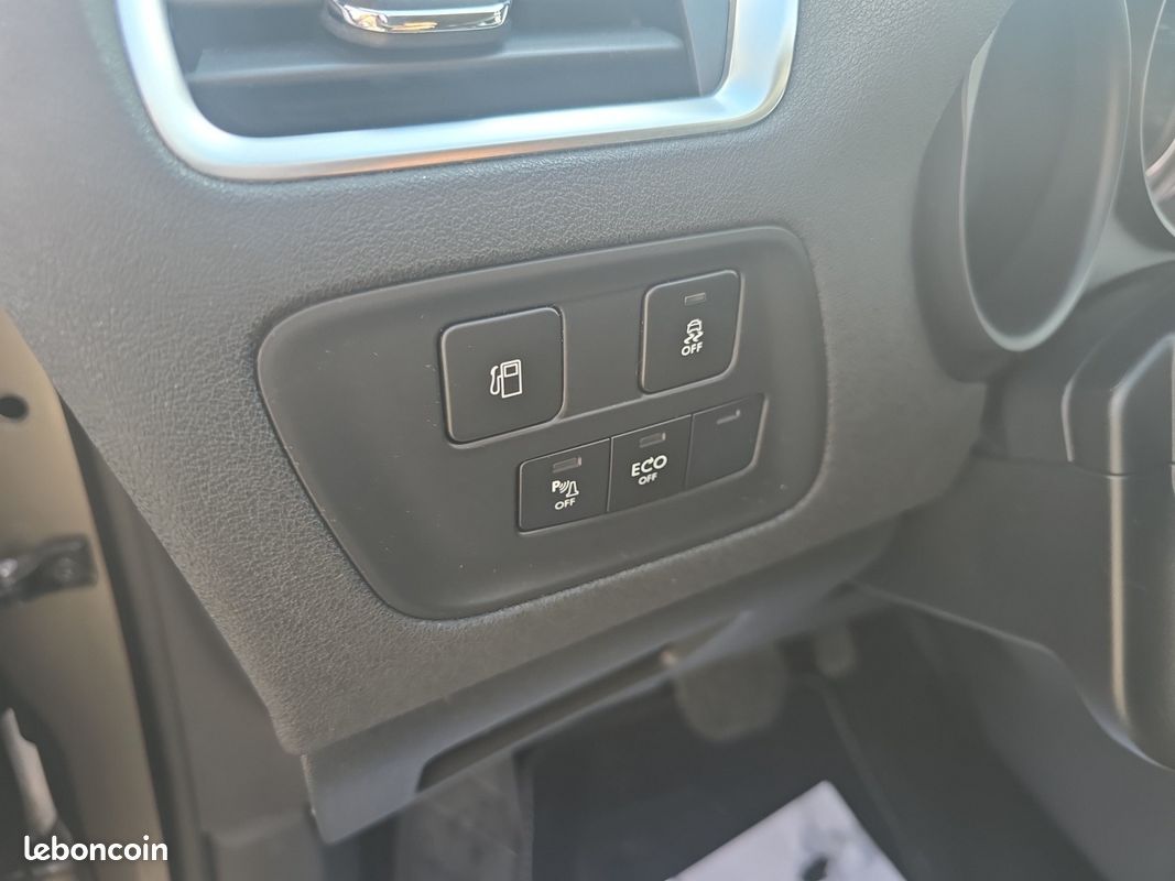 CITROEN C4 C4 ESSENCE 130 SS EAT6 Millenium / *KIT DISTRIBUTION NEUF (image 19)