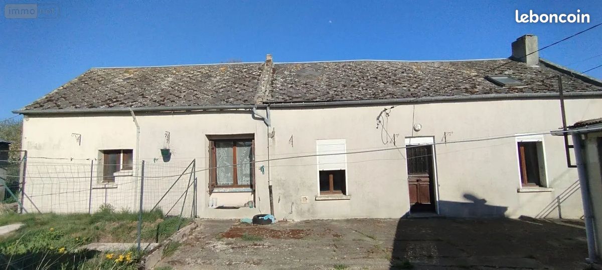 Maison 3 pièces 80 m² · à Mortiers · 80 m² · 52 000 €