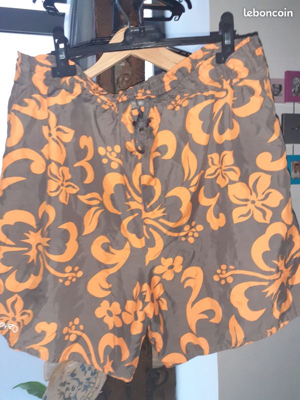 Vend short jeune homme (image 1)