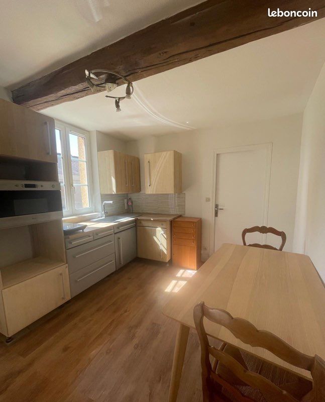 Appartement 1 pièce 33 m² · à Vétheuil · 33 m² · 600 €