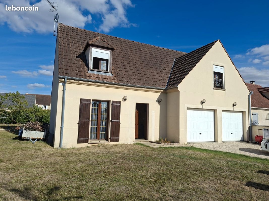 Maison 5 pièces 131 m² · à Bonneval · 131,3 m² · 195 000 €