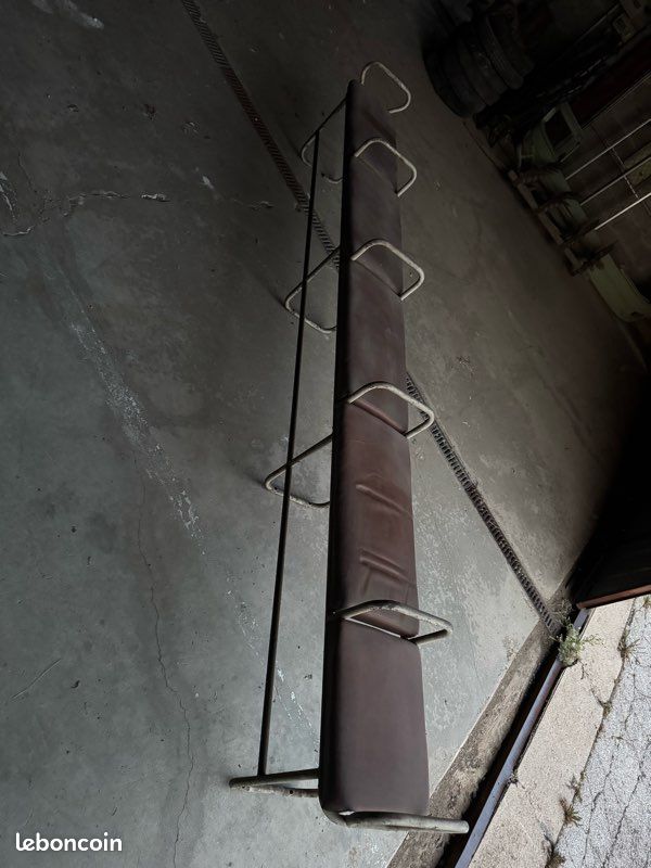 Grand banc de bus / vestiaire vintage 3,75 m - Déco industrielle / Loft (image 2)