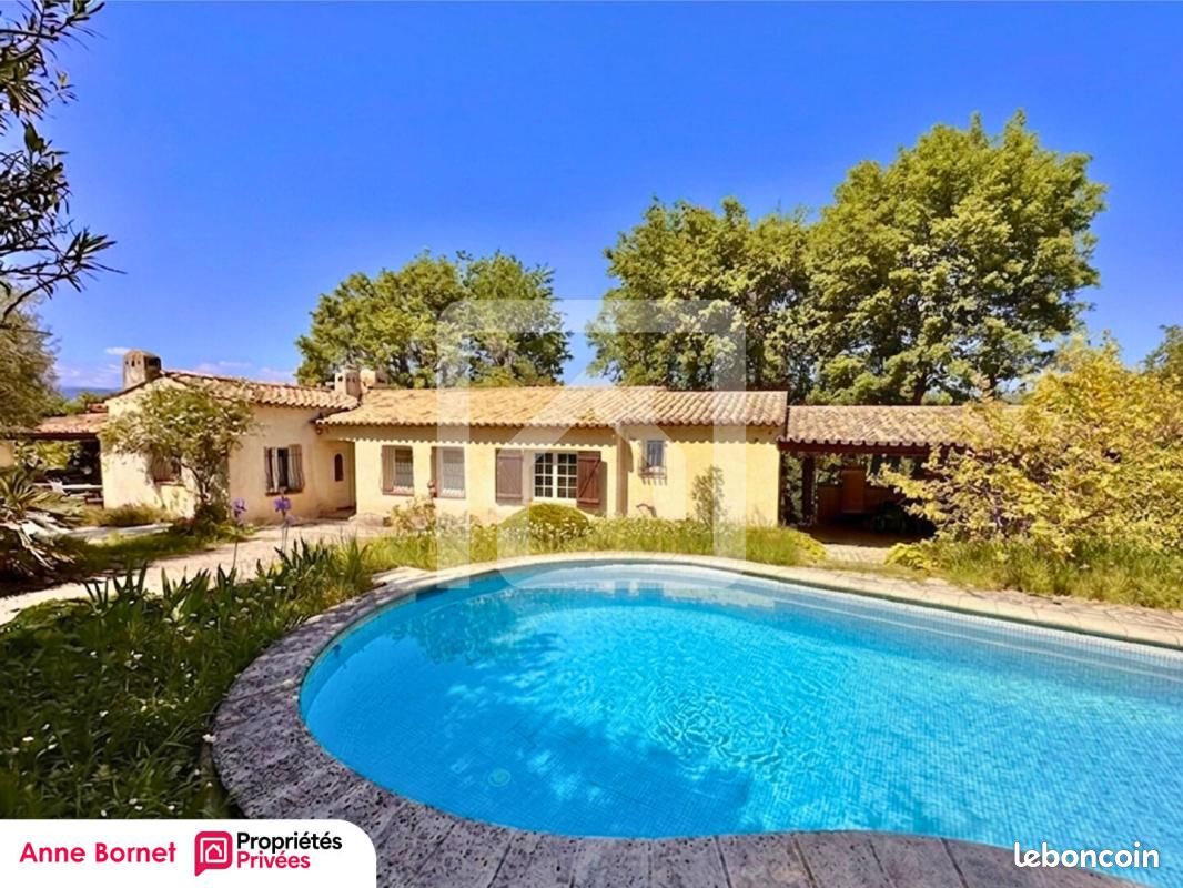 Maison 4 pièces 113 m² · à La Roquette-sur-Siagne · 113 m² · 597 000 €