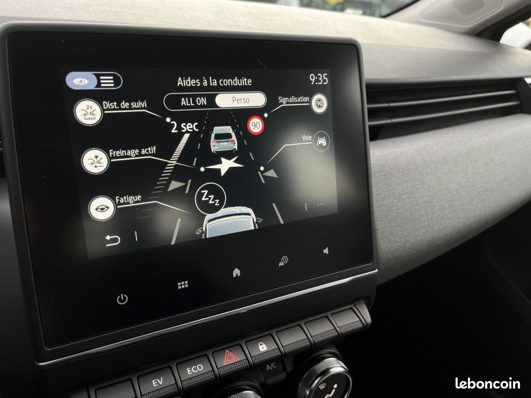 Renault Clio (5) Evolution E-Tech full hybrid 145 -24 (image 16)