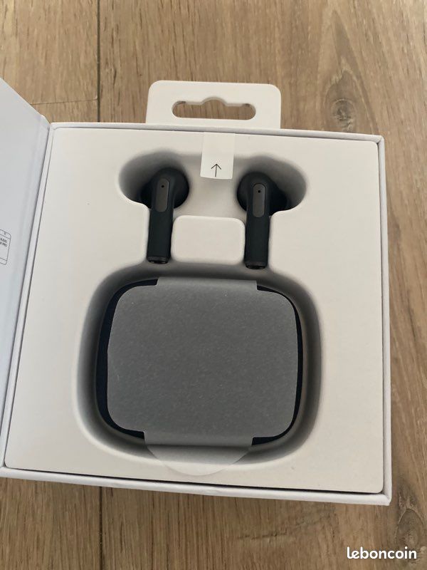 Écouteurs sans fil N2 Pro sudio tout neuf (image 2)