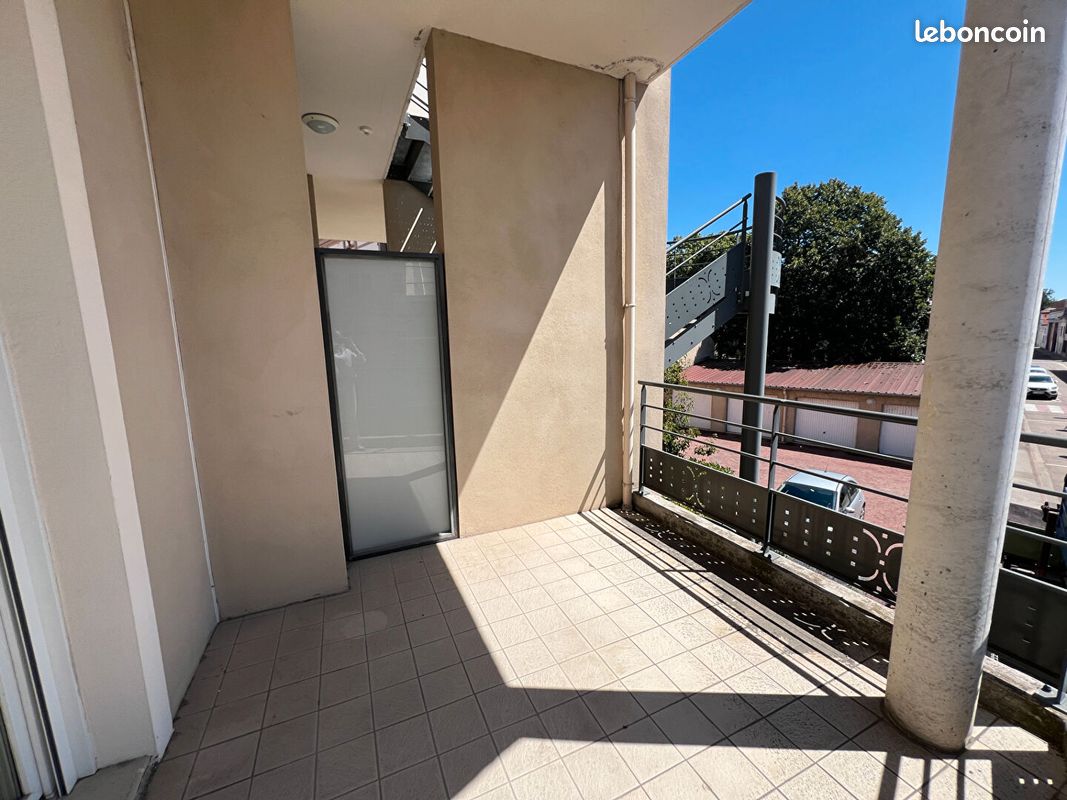 Appartement 2 pièces 61 m² · à Roanne · 61 m² · 590 €/mois