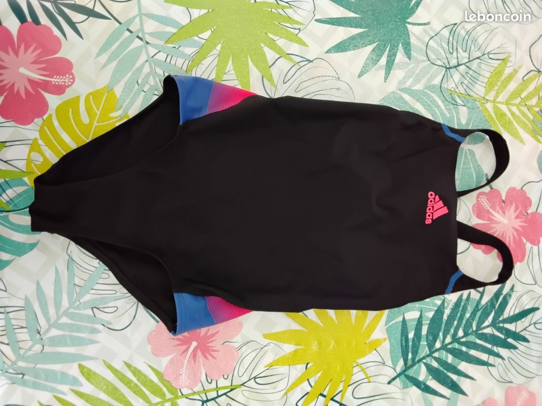 Lot de 8 vêtements printemps/été fille 4 ans - Kiabi - 4 ans