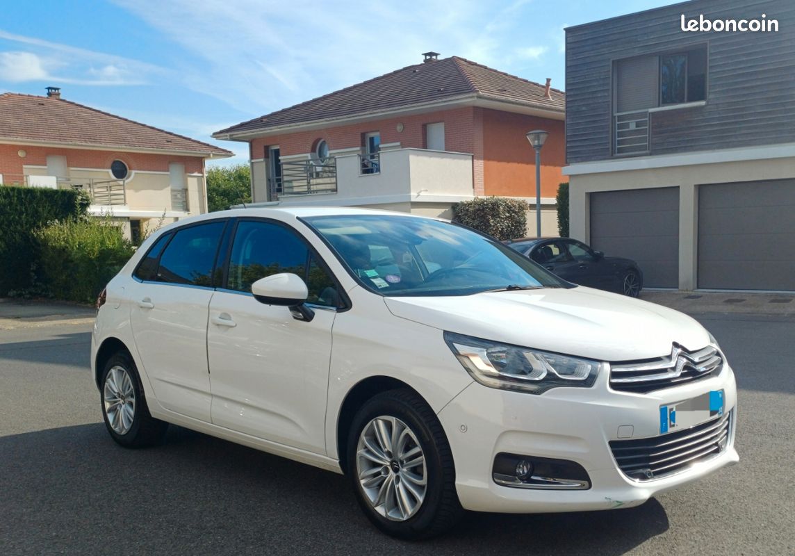 Citroën C4 Millenium 110Ch Première main (image 1)