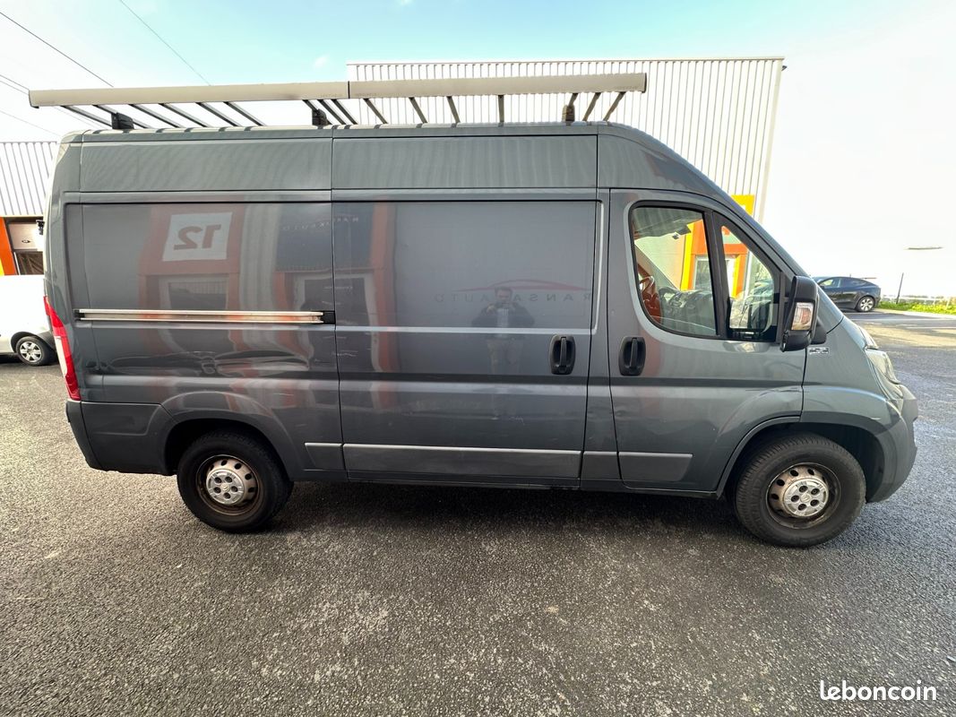 CITROEN JUMPER FOURGON TOLE 35 L2H2 BLUEHDi 160 BVM6 BUSINESS *TVA RECUPERABLE / Distribution Embrayage recent (image 6)