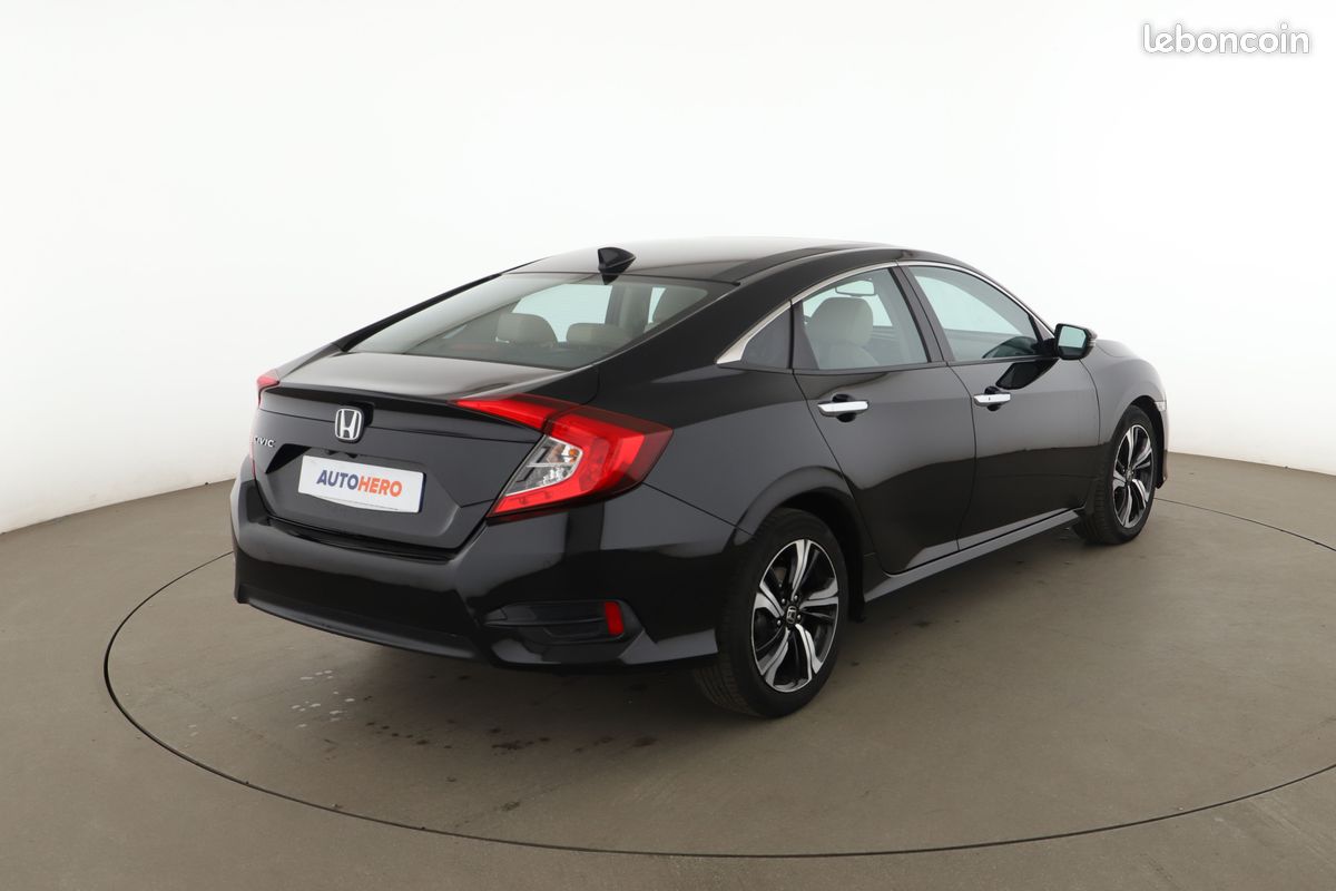 Honda Civic 1.6 i-DTEC Exclusive AT 4P 120 ch (image 3)