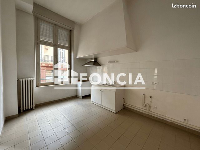 Appartement 5 pièces 122 m² · à Carcassonne · 122 m² · 930 €