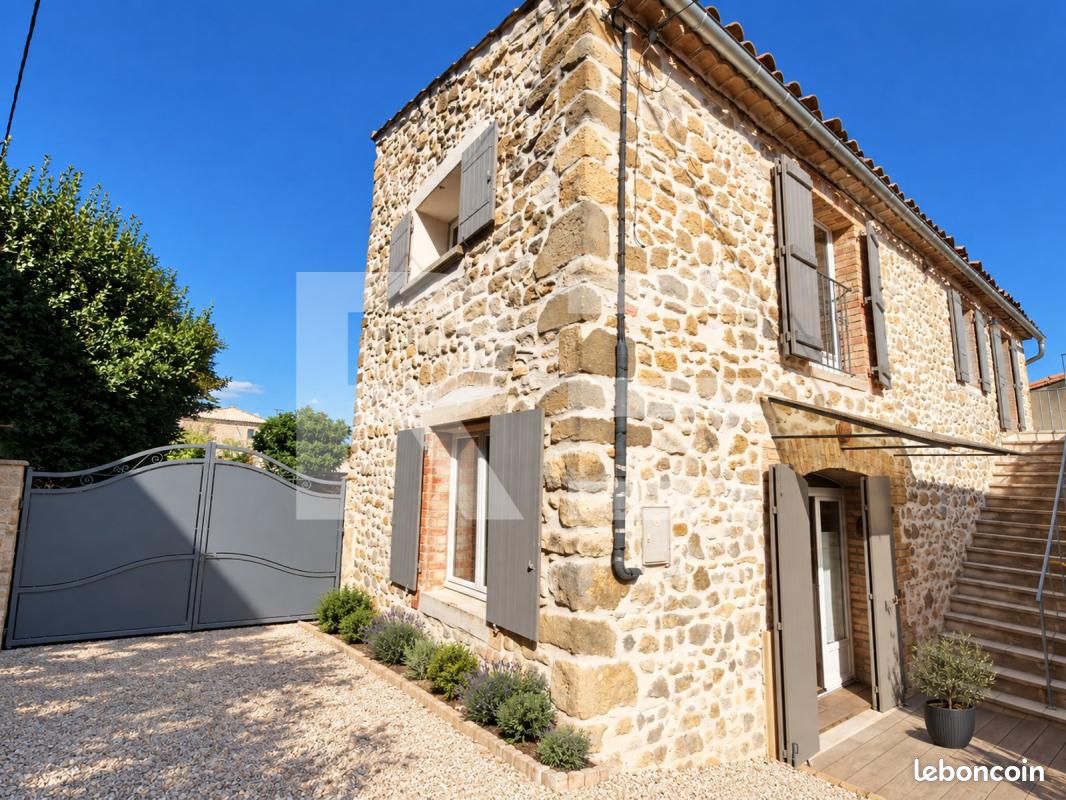 Maison 4 pièces 100 m² · à Moussac · 100 m² · 269 000 €